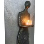 Lysdame på metall
