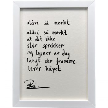 Hvit ramme 20 x 26 cm "aldri så mørkt", dikt